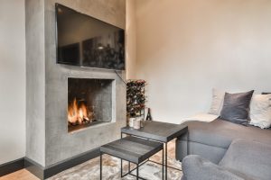 Caminetti d'arredo: Un tocco di eleganza e calore per il tuo spazio living